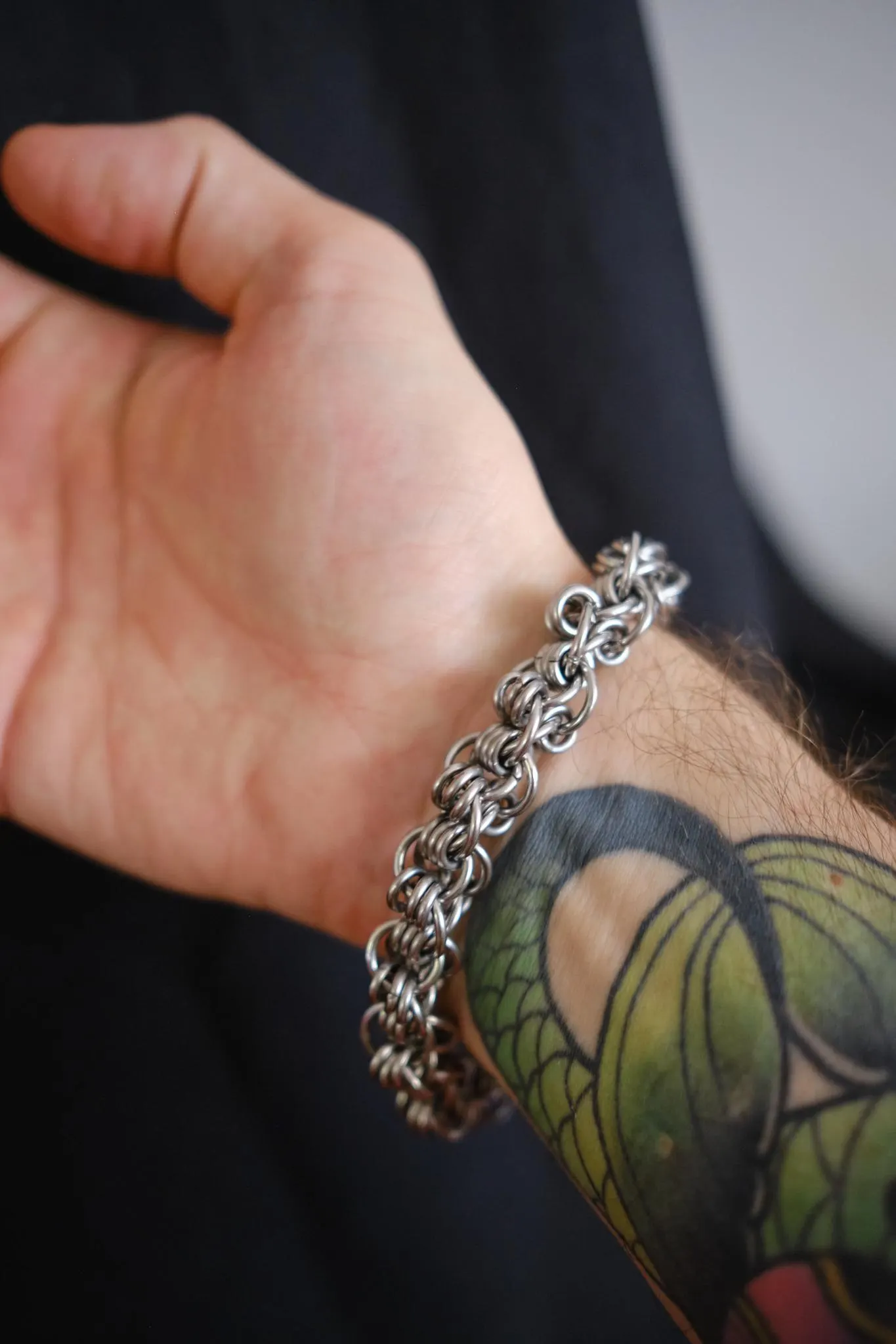 Stainless steel chainmail bracelet, side